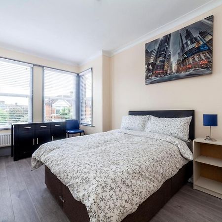 Highlands Gardens Suites Ilford Dış mekan fotoğraf