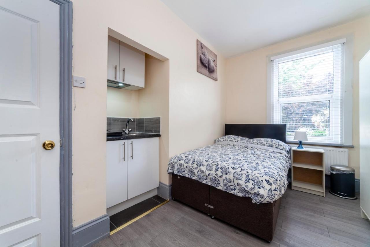 Highlands Gardens Suites Ilford Dış mekan fotoğraf