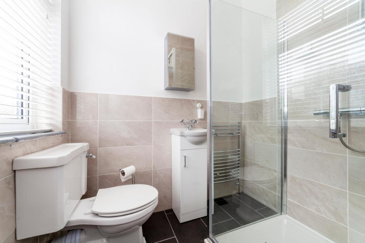 Highlands Gardens Suites Ilford Dış mekan fotoğraf
